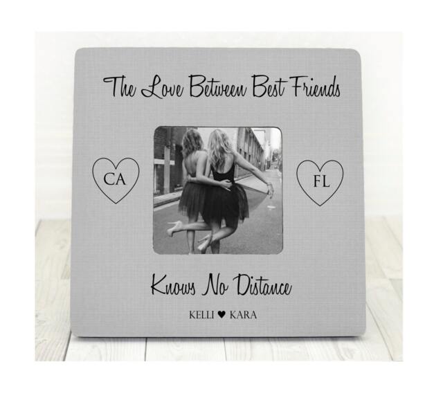 Friend Gift The Love Between Best Friends Knows No Distance States Picture Frame - image 1