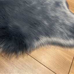 Light Gray Faux Fur Rug Soft, Washable, Non-Slip Accent Rug - thumbnail 3