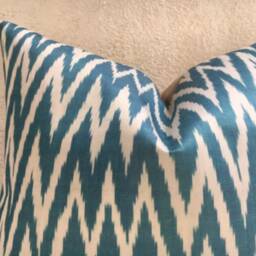 Handwoven Silk Ikat Pillow Cover, Decorative Cushion - 20x20 - thumbnail 3