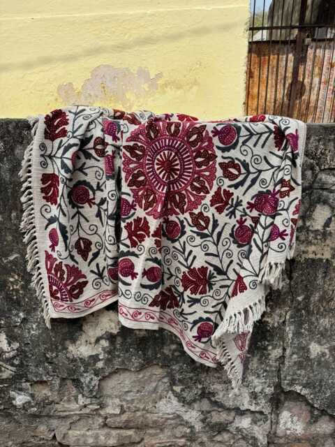 Suzani Cotton Throw Blanket, Bohemian Ethnic Floral Home D??cor - image 1