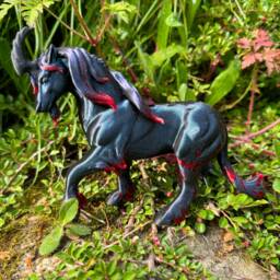 Shadowrunner Unicorn 3D Printed Figure 17cm X 14cm - thumbnail 2