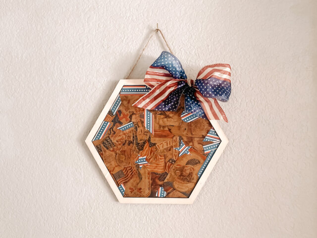 Americana Wall Hanging - image 1