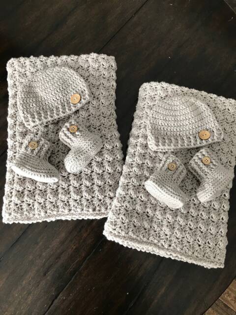 Twin Gift Set, Mom To Be , Handmade For Twins, Baby Shower Gift, Twins First Blanket, Custom Made Gift Twins Boys - image 1