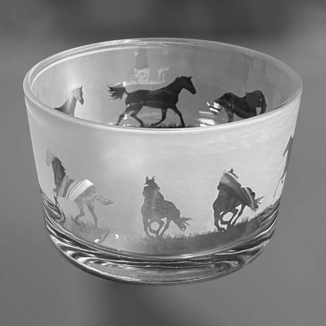 Galloping Horses 12cm Bowl - Clear Glass Bowl With Galloping Horses Frieze Design Perfect For Tealight Or Floating Candles Dish - image 1