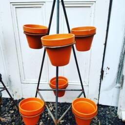 Tiered Pot Plant Stand - 6-Pot Pyramid Display - Indoor Or Outdoor Use - thumbnail 2