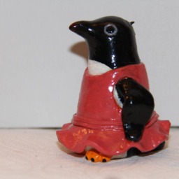 Dancer Penguin Figurine/Ornament - thumbnail 3