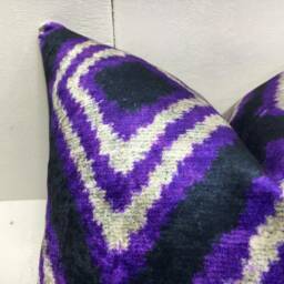 Silk Ikat Pillow Cover - 16x16 - Handwoven Accent Cushion - thumbnail 3