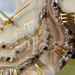 Elegant Resin Wall Clock 17, 7 - thumbnail 2