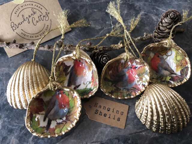 Robin Christmas Ornaments, Tree Decoration, Hanging Cockle Shell Decorations, Remembrance Garden Bird Lovers Gift - image 1