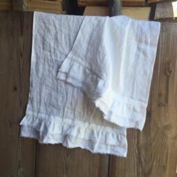 Ruffled Linen Face Towels, Creamy White, Set Of Four - thumbnail 2