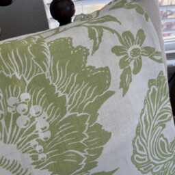 Green Floral Branch Linen Pillow Cover - thumbnail 3