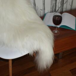 xxl White Icelandic Sheepskin Rug, Genuine Leather Throw - 51x31 - thumbnail 2