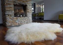 "Natural White Sheepskin Shag Rug, Giant Fluffy Throw Carpet - 50"" X 30" - thumbnail 1