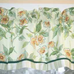 "Green Floral Window Valance 17"" X 65" - thumbnail 2