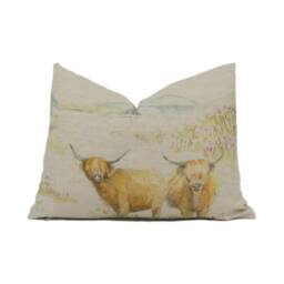 Voyage - Highland Cattle Linen Cute Countryside Cow Cushion Cover Handmade Throw Pillow Designer Home D??cor - thumbnail 3