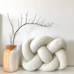 White Boucl?? Pillow Infinity Knot Textured Throw Cushion Scandinavian Cute Accent Gift Minimalist Home Decor For Mom - thumbnail 3