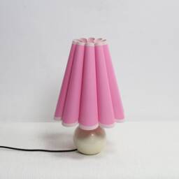 Duzy Handmade Scallop Shape Pink Fabric & Ceramic Base Table Lamp-20#, 110-240V/50-60Hz - thumbnail 3