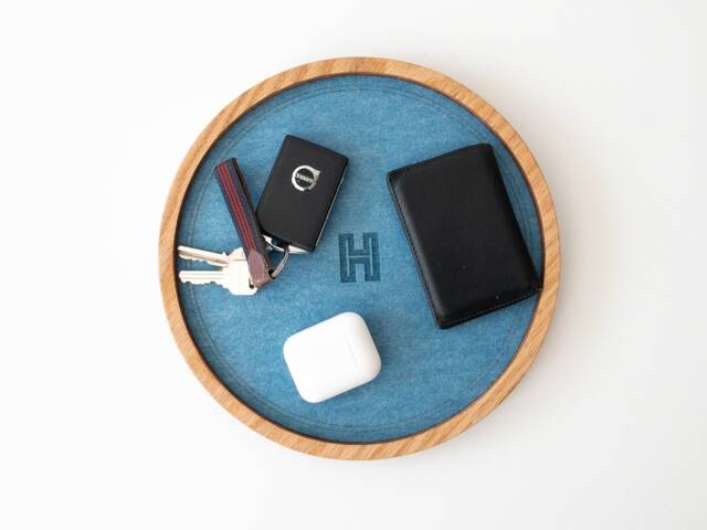 Personalized Custom Valet Tray Made Of Felt & Wood/storage & Dish For Keys Wallet Phone More - image 1