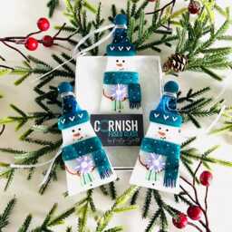 Cute Snowman Fused Glass Christmas Decoration - Tree Decoration, Cornwall, Cornish - thumbnail 3