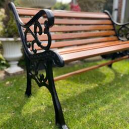 Cast Iron & Mahogany Garden Bench Furniture - thumbnail 3