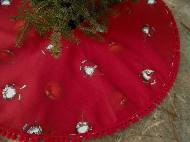 Christmas Red Tree Skirt Denmark Danish Scandinavian Scandi Ornament Gnome Nisse Swedish Nordic - image 1