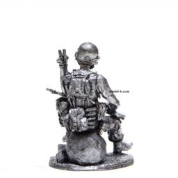 Tin Modern Russian Warrior 50mm Figure - thumbnail 4