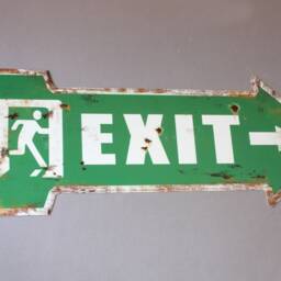 Exit Sign Rustic Arrow Shabby, Door Vintage Style, Wall Hanging Rectangular, Plaque White Black, Nostalgic, Green - thumbnail 2