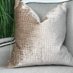 Luxury Champagne Blush Croc Cushion Cover - Glamorous Pillow Covers Animal Print - thumbnail 3