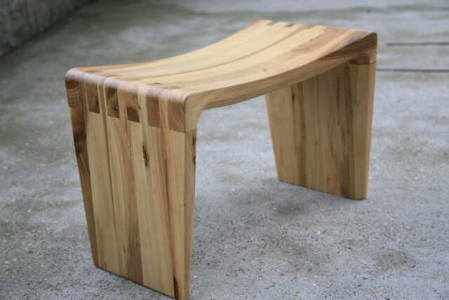 Small Curved Bench - image 1
