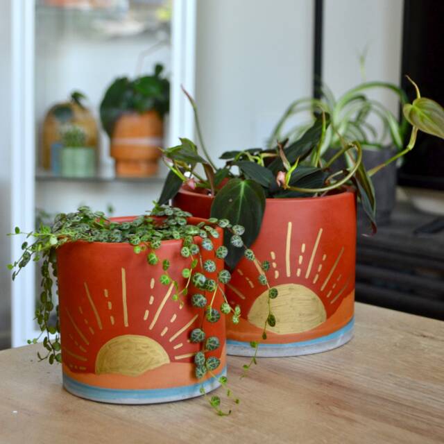 Minimal Layered Concrete Planter Sunset Beach Shimmery Gold Sun - image 1