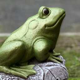 Unique Frog Statue Concrete Swamp Figurine Stone Garden Animal Sculpture Front Door Ornament Lawn Decoration Frog Lover Gift Yard Art - thumbnail 3