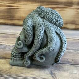 Stone Garden Octopus Skull Gothic Human Head Ornament Statue - thumbnail 2