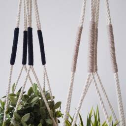Handmade Macrame Plant Hanger 35 - thumbnail 2