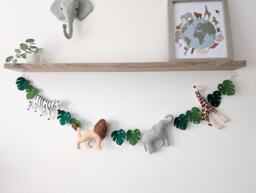 Safari Animal Garland, Safari Wall Decor, Jungle Nursery Baby Shower Gift, Theme Bedroom, Banner - thumbnail 1