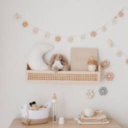 Daisy Chain Bunting - Boho Nursery Decor - Felt Garland Baby Girl Wall Hanging - thumbnail 2