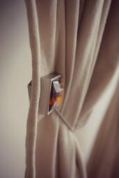 Magnetic Silver/Gold Crystal Curtain Holdback - 530mm Tieback, Pullback, Drapery Holder Tie Back - Pack Of 1 - thumbnail 1