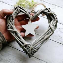 Medium Willow Wicker Open Heart Hanging Decoration With Wooden Star - The Home & Hearts Shop Rustic Wall Shabby Wedding - thumbnail 3