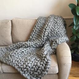 Handmade Chunky Knit Vegan Blanket Giant Acrylic Throw - thumbnail 2