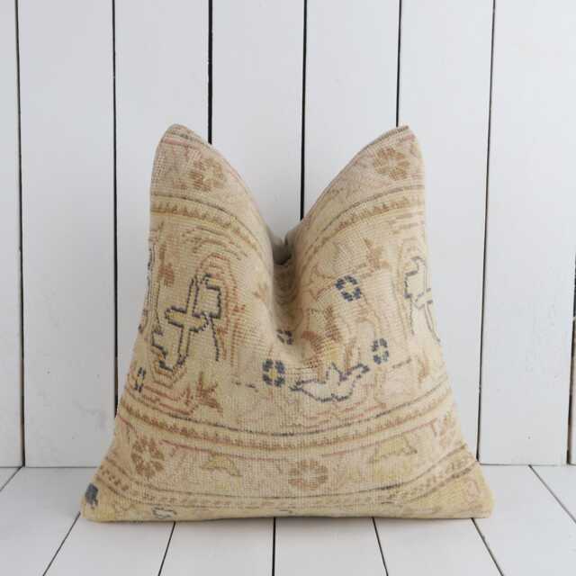 Vintage Turkish Kilim Pillow Cover, Bohemian Cushion - 16x16 - image 1