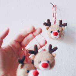 Needle Felted Reindeer Christmas Ornament Rudolph Decoration - thumbnail 4