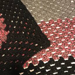 Chunky Granny Blanket - thumbnail 3