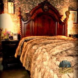 Luxurious Faux Fur Bed Spread - Comforter Throw Blanket Or Duvet Plush Light Brown Wolf Coyote Luxury Shag