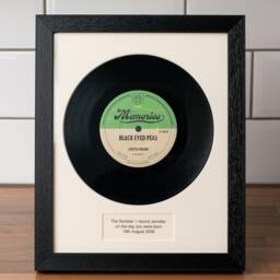 1993-2026 The Number 1 Song On The Day You Were Born. Unique & Personalised Gift - thumbnail 2