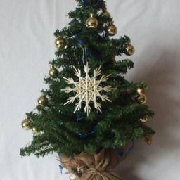 Christmas Tree Decoration - Handmade German Straw Star Ornament Design 2 - thumbnail 2