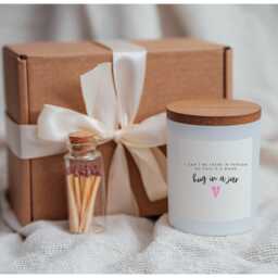 Hug in A Candle Gift Set Personalised Box For Her Hugs Mug Gifts Jar - thumbnail 3