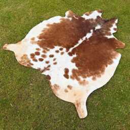 Handmade Brown & White Cow Hide Rug-Large Brazilian Skin Floor Area Rug-Genuine Hair On For Living Room-Ideal Gift Home Decor - thumbnail 3