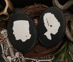Frankenstein & Bride Wood Wall Decor - Romantic Goth Gift - thumbnail 1