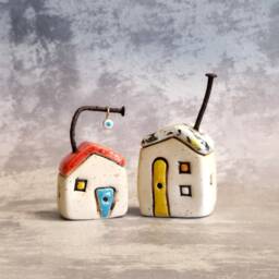 Set Of Two Tiny Ceramic Houses, Rustic Home Miniature, Beach House Decor, Office Holidays Gift, Mom Gift - thumbnail 3