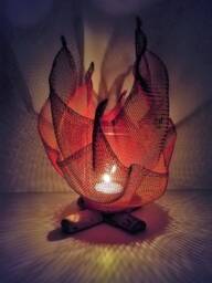 Metal Mesh Bonfire Candle Holder - 3D Flame Light Sculpture