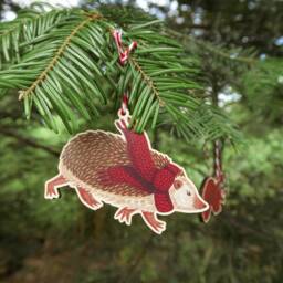 Hedgehog Wooden Decoration/Woodland Animal Christmas Tree Ornament Winter Gift Holiday Stocking Filler - thumbnail 3
